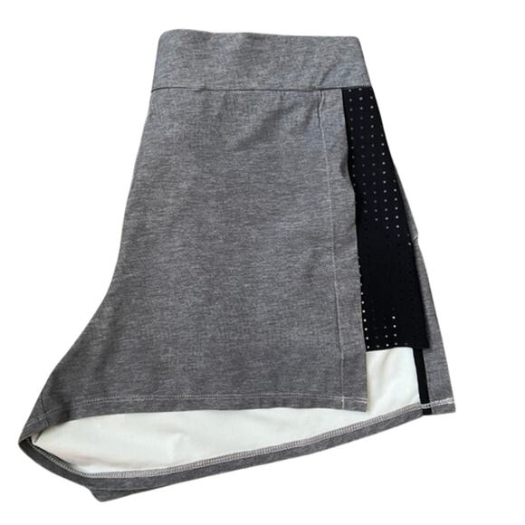 Lululemon On The Go High Waist Shorts Ventilated Side Split Gray Black Size 4 - Picture 6 of 7